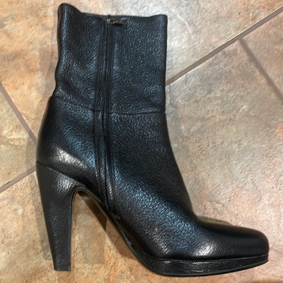 Authentic Prada Black Ankle boots - ‼️PRICE DROP - Picture 10 of 16